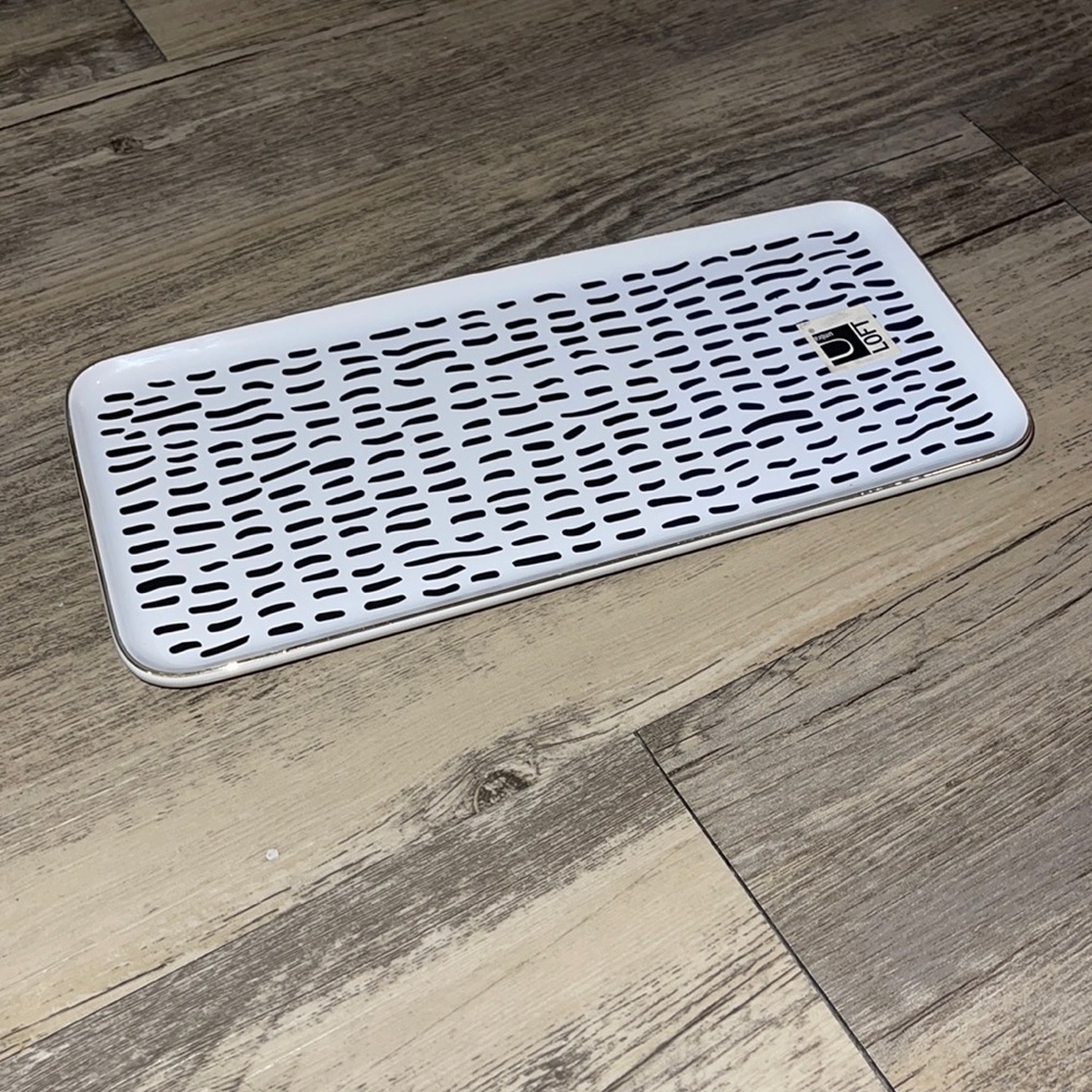 ‼️ FINAL SALE ‼️ Black & White Jewelry Tray